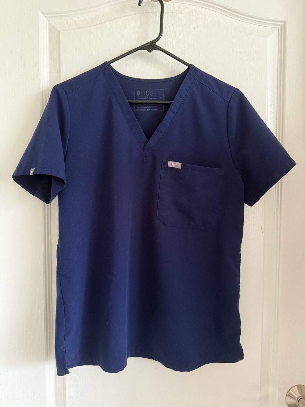 Figs Women’s V-Neck Scrub Top in Navy Blue